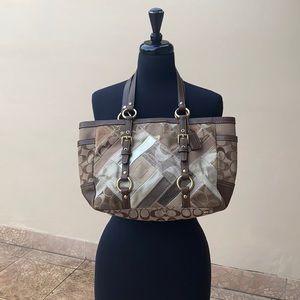 SALE Coach Logo Canvas Medium Tote